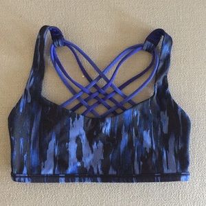LULU LEMON SPORTS BRA